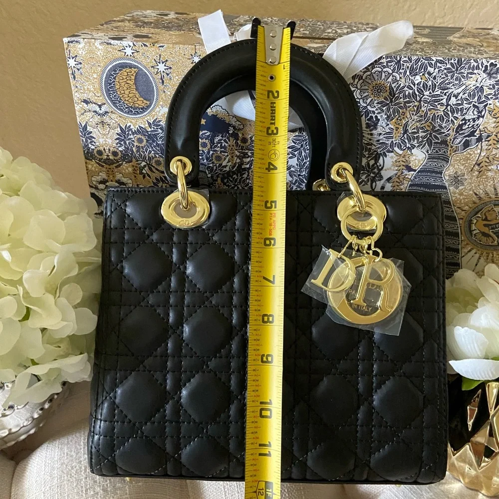 Classy lady bag CD Black Quilted Tote - Picture 6 of 16